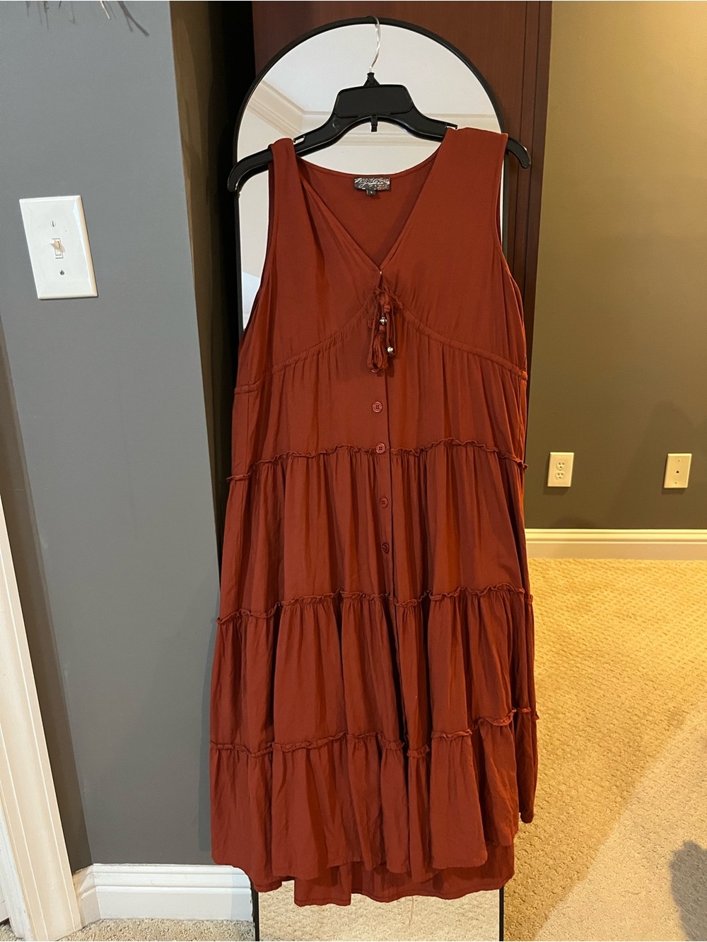 Jolie Rust Tiered Sleeveless Maxi Dress-reposh